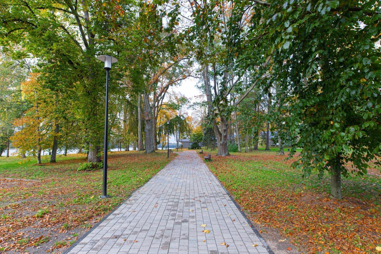 Villa Park Wodny Cieszyno à Połczyn-Zdrój Extérieur photo
