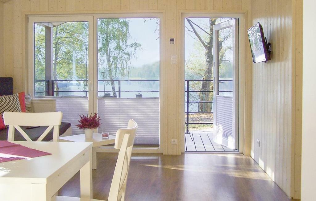Villa Park Wodny Cieszyno à Połczyn-Zdrój Extérieur photo